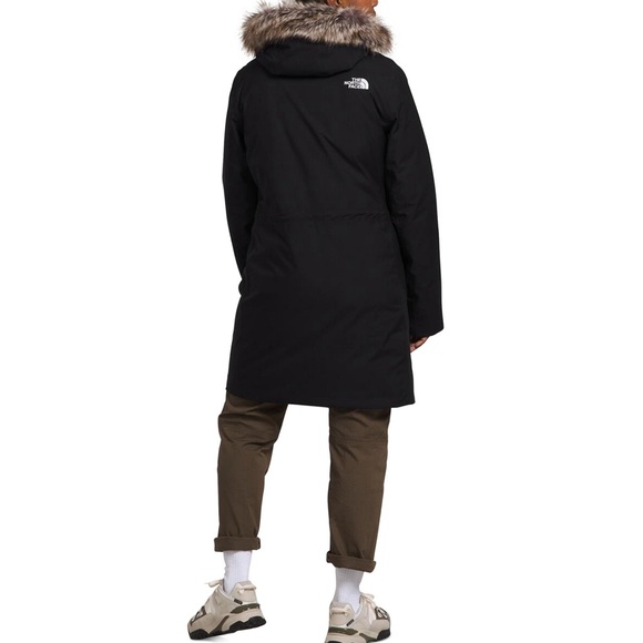 North Face Women's Arctic Hooded Faux-Fur-Trim Parka new - Picture 2 of 13